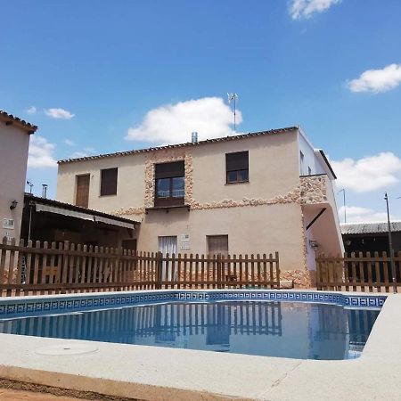 Casa Rural La Quinteria De Sancho Piscina Para Tres Apartamentos Argamasilla De Alba Exterior photo