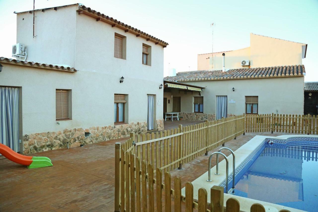 Casa Rural La Quinteria De Sancho Piscina Para Tres Apartamentos Argamasilla De Alba Exterior photo
